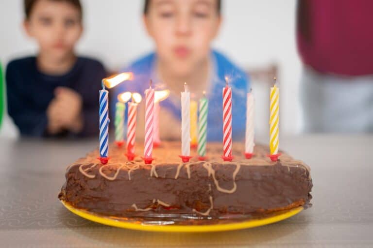 célébrer anniversaire enfant